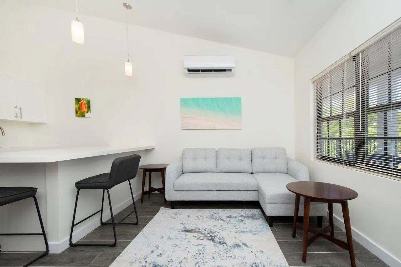 Apartment Sea Breezes At Siena Gardens